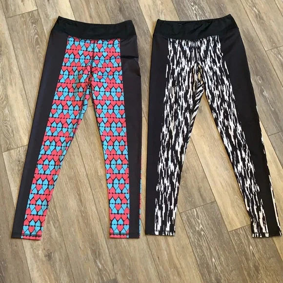2 Pairs of TREU Athletic Leggings - Picture 1 of 8